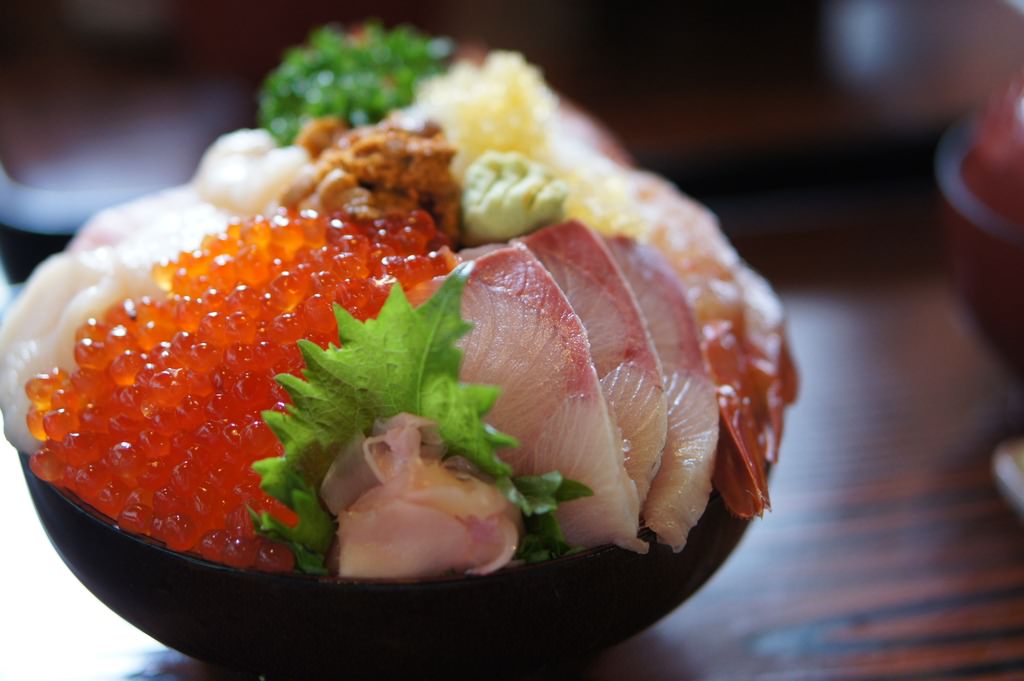 일본 음식 돈부리(덮밥)에 대하여