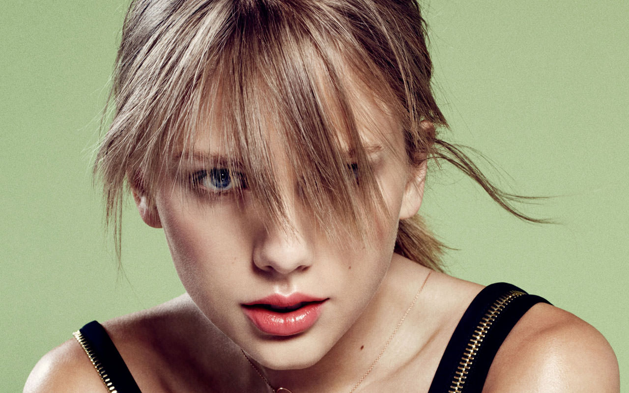 Taylor Swift Harpers Bazaar