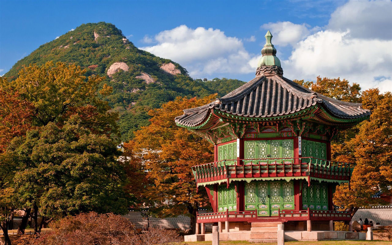 Travel to Seoul in South Korea Pagoda Park