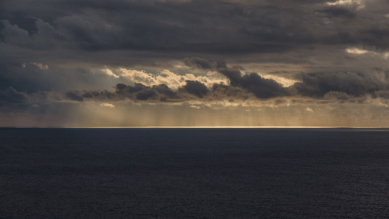 Ocean Horizon Sunlight