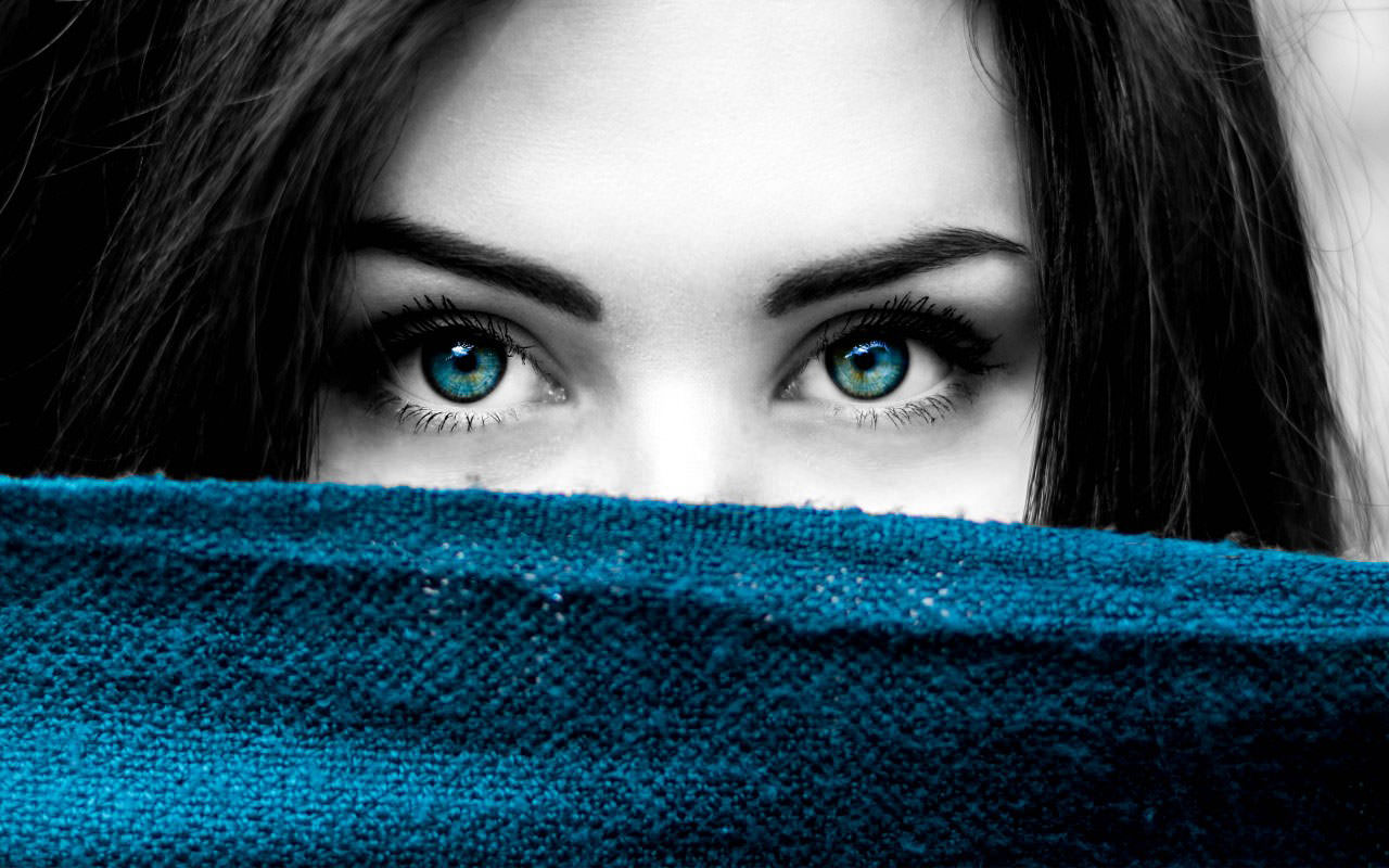 Blue Eyes Girl