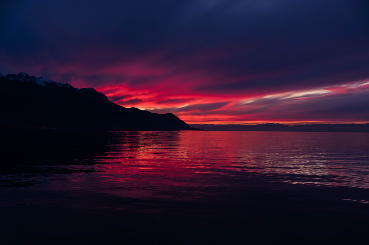 Red Sunset Lake Geneva