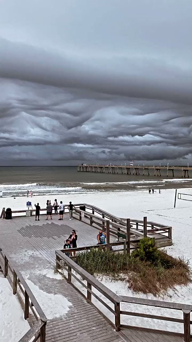 플로리다 해변의 구름