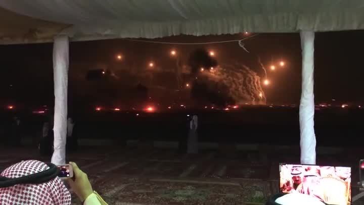 사우디아라비아의 넘사벽 불꽃놀이