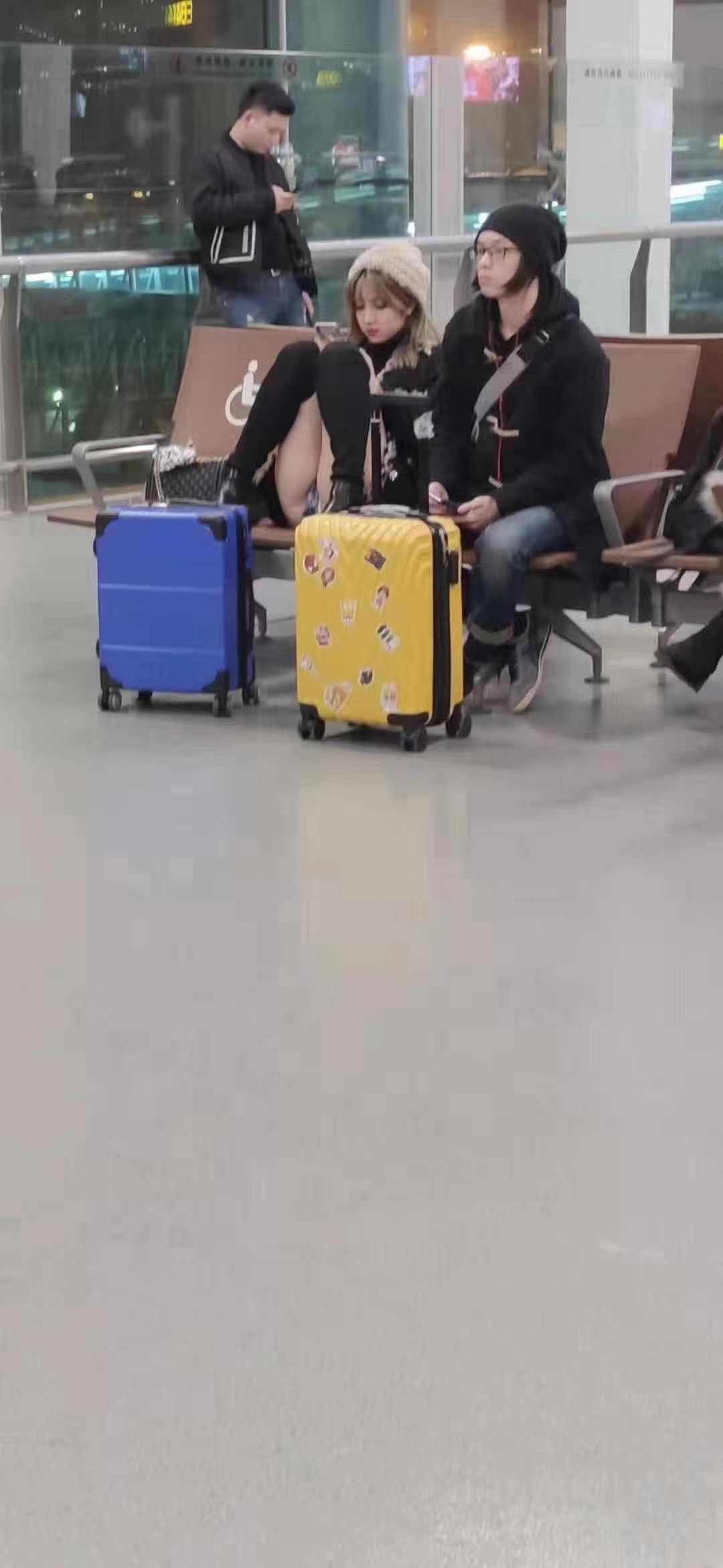 대합실 민폐녀