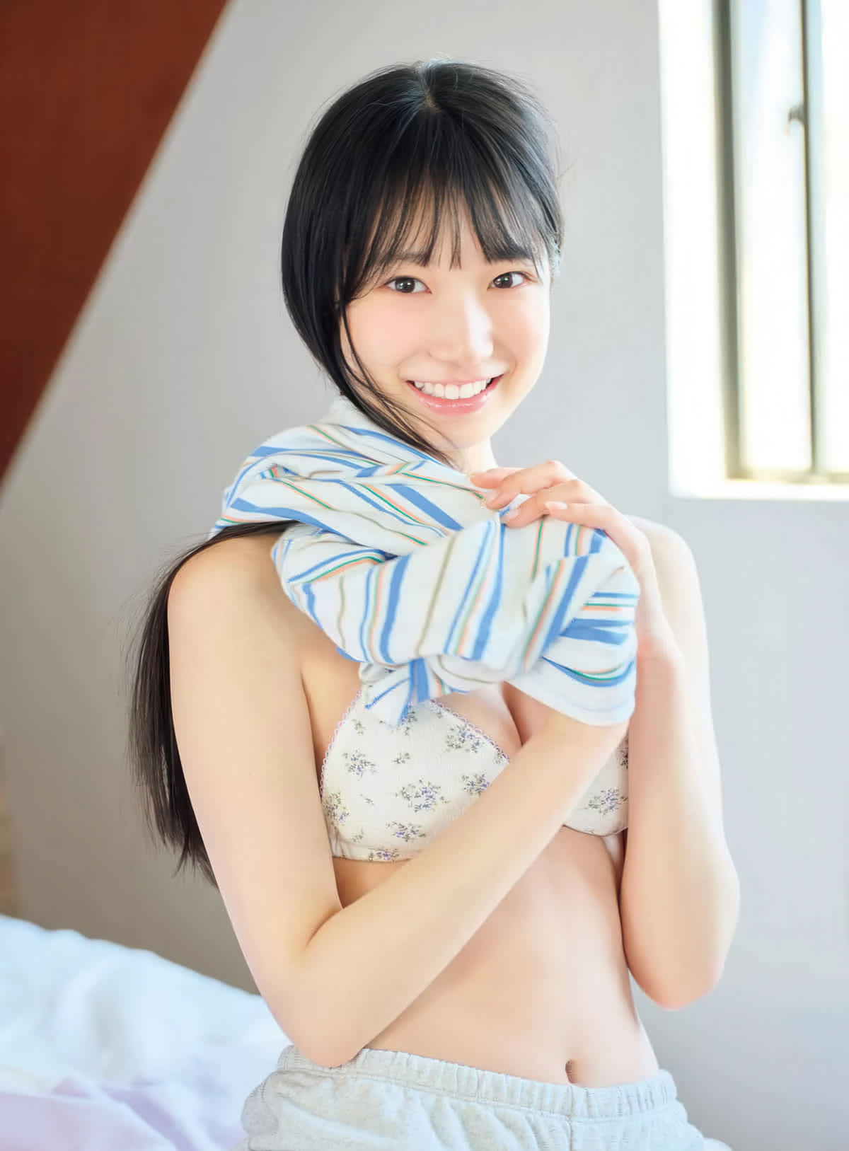모모타 시오리(百田汐里, ももた しおり) - 플래시 2025/6.17